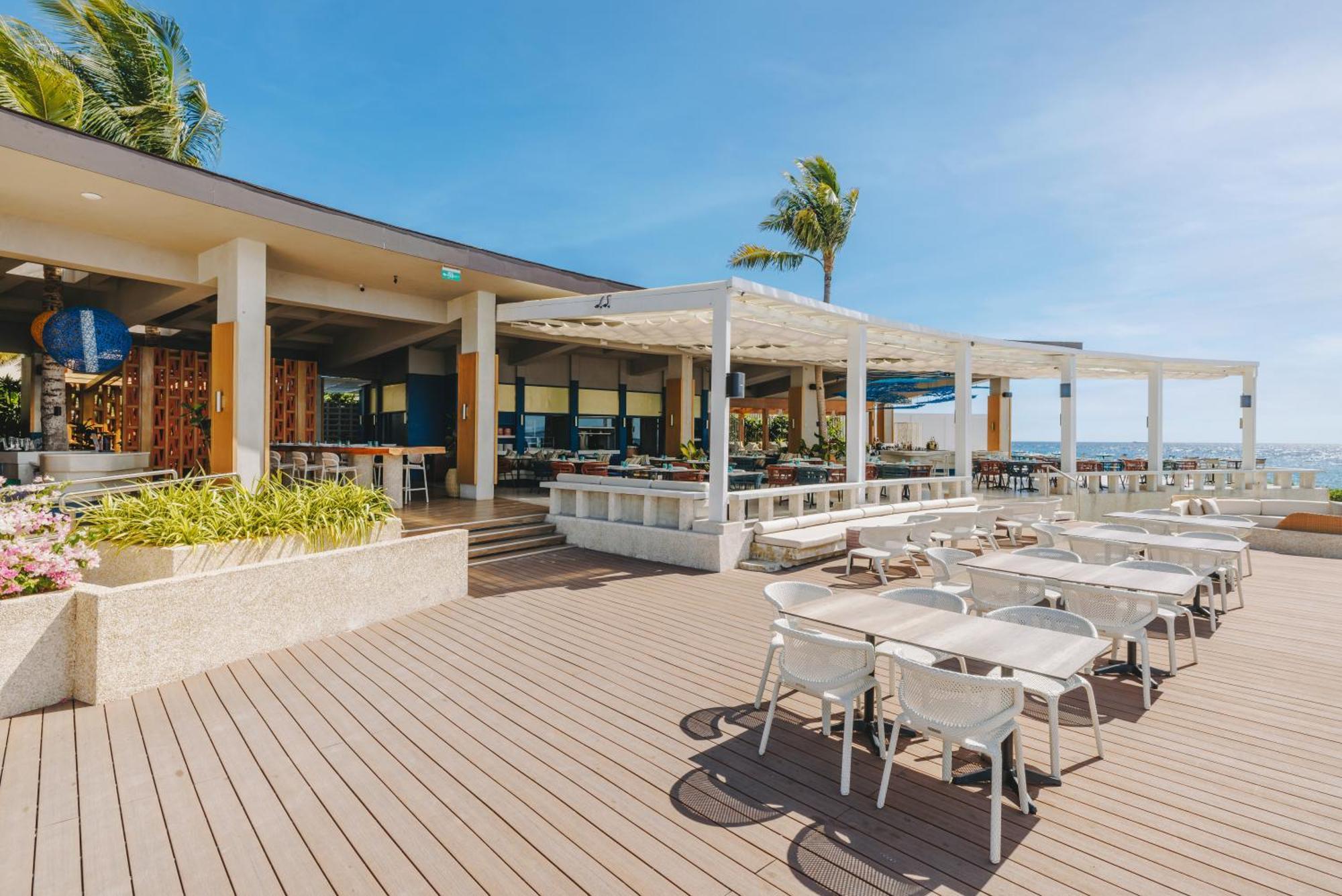 Crimson Resort And Spa - Mactan Island, Cebu Đảo Mactan Ngoại thất bức ảnh
