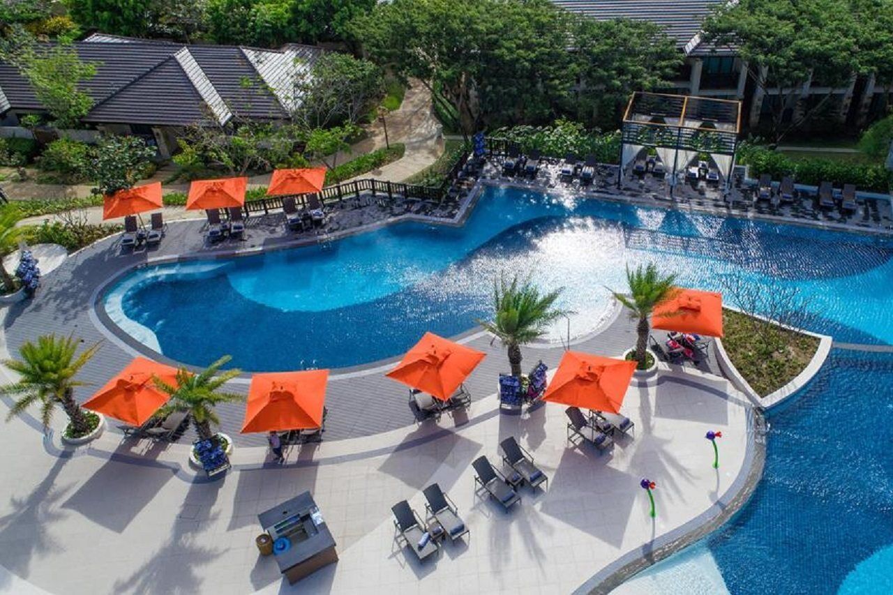 Crimson Resort And Spa - Mactan Island, Cebu Đảo Mactan Ngoại thất bức ảnh