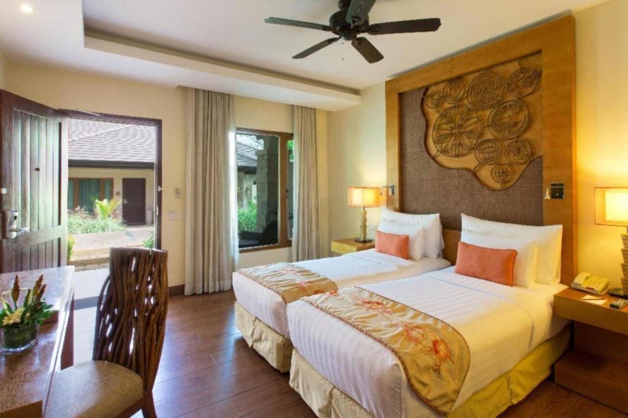 Crimson Resort And Spa - Mactan Island, Cebu Đảo Mactan Ngoại thất bức ảnh